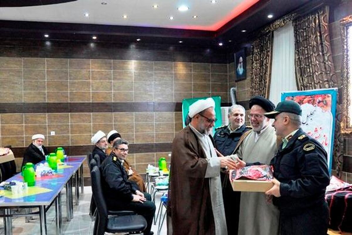 تجلیل ازبازنشستگان