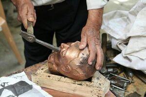 برگزاری نمایشگاهی از آثار منتخب هنرهای فلزی ایران 