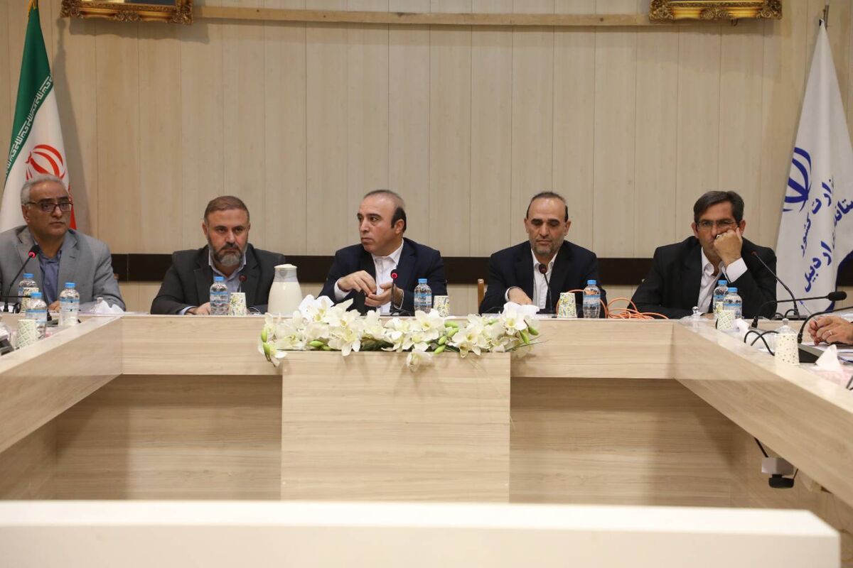 نشست ستاد تسهیل و رفع موانع تولید استان اردبیل
