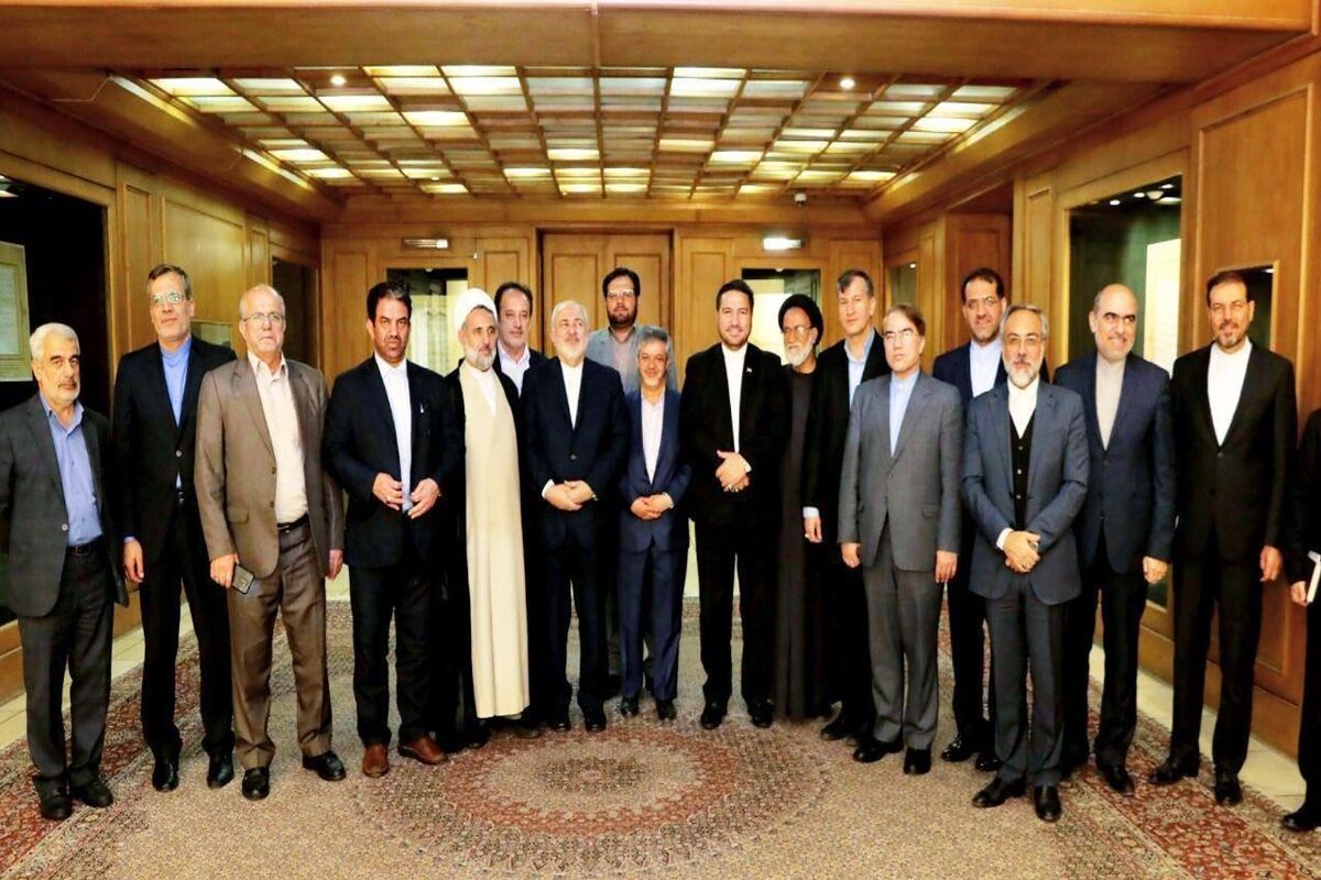 دیدار ظریف با جمعی از اعضای کمیسیون امنیت ملی و سیاست خارجی مجلس