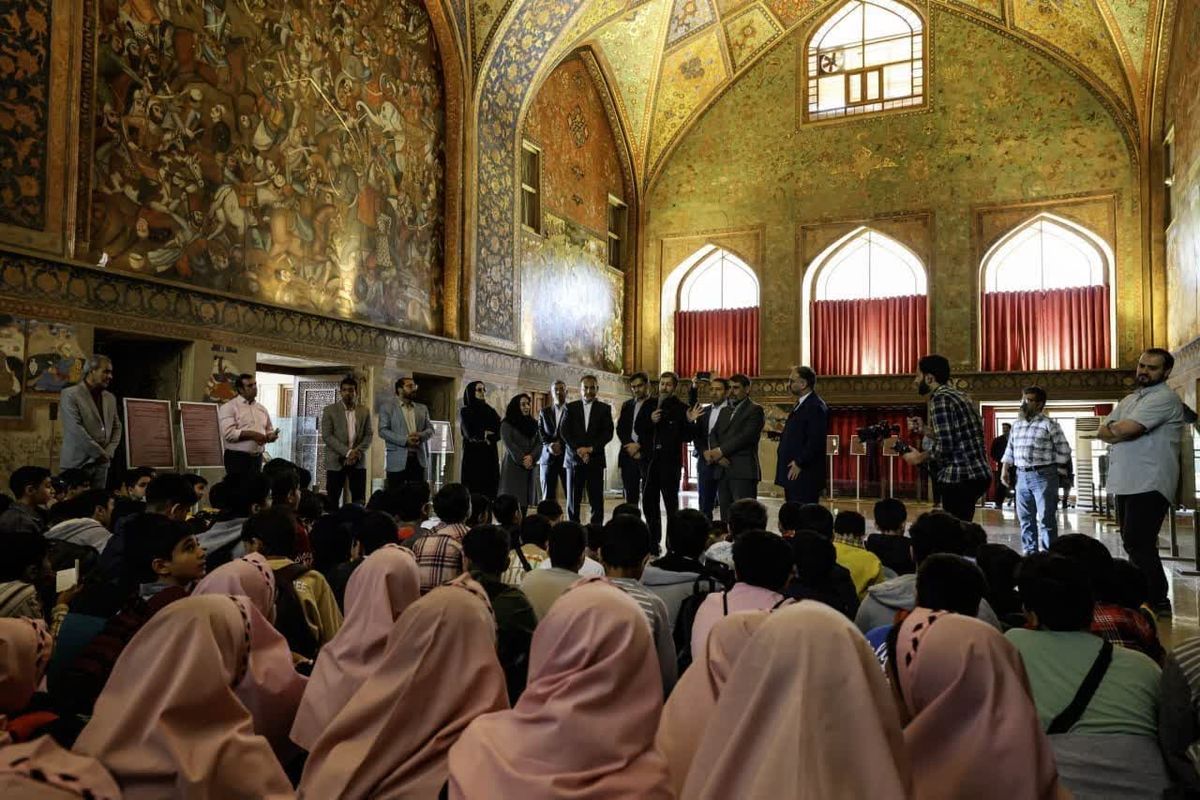 استاندار اصفهان