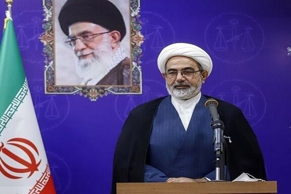 مجاهدت‌های شهید خادمی برگ زرینی در تاریخ ایثارگری‌های فرزندان ملت در سپاه خواهد بود