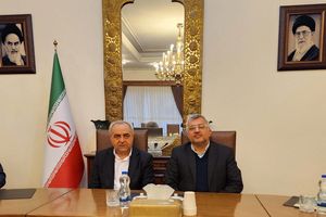 نشست مشترک معاون اقتصادی وزارت امور خارجه با استاندار آذربایجان شرقی