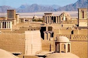 مرمت بافت تاریخی کاروانسرا و حسینیه بزرگ شهر زواره