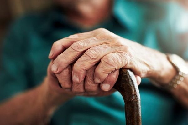 بیش از ۳۰ درصد جمعیت ایران تا ۱۴۳۰ سالمند می‌شوند