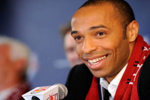 آنری: مسی شبیه مونالیزا است