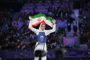مبینا نعمت‌زاده طلای جهان را در وزن ۵۳- کیلو گرفت