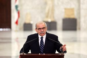 برنامه خلع سلاح گروه‌های مسلح لبنان/ اختلاف میان دولت و حزب‌الله شدت گرفت