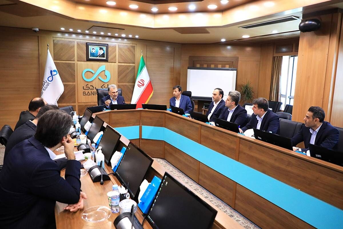 دی