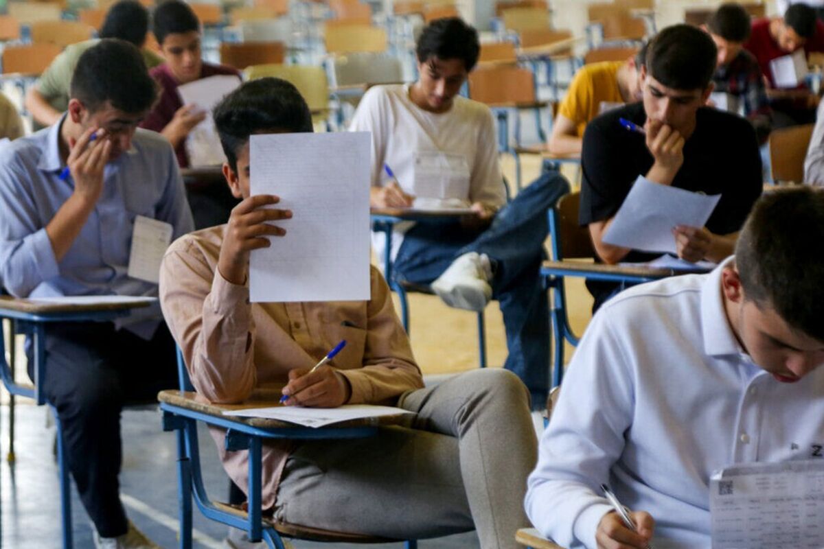 پیگیری مطالبات دانش آموزان مشهدی