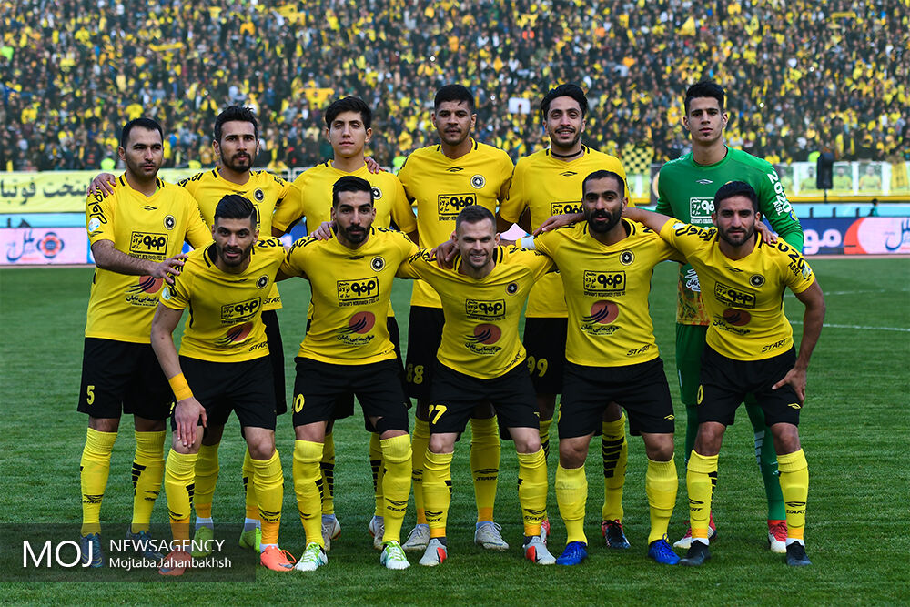 دیدار تیم های فوتبال سپاهان اصفهان و پرسپولیس/عکس تیمی سپاهان