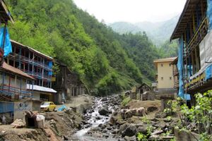 جان باختن یک نفر بر اثر ریزش کوه در روستای امامزاده ابراهیم  شفت