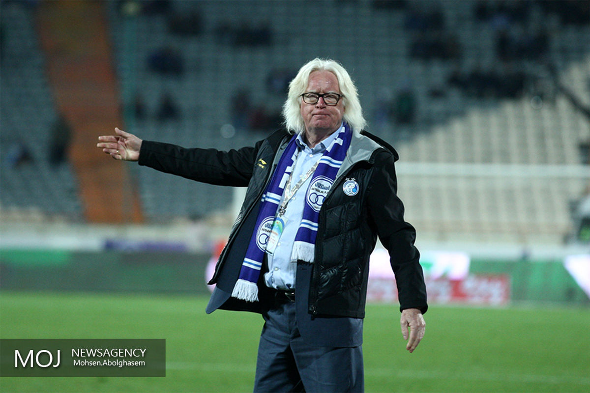 دیدار تیم های فوتبال استقلال تهران و پارس جنوبی جم