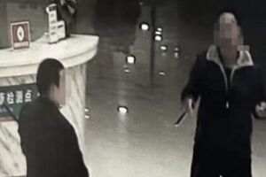 Hospital stabbing in China left 2 dead, 21 injured