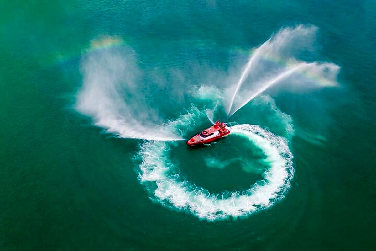 شناور آتش‌خوار 