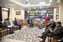 مذاکره با حفظ خطوط قرمز ایران را می‌پذیریم 