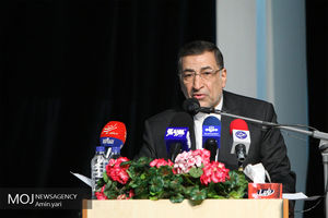 پرهیز از فعالیت های نمایشی و بزرگ نمایی در امر اطلاع رسانی