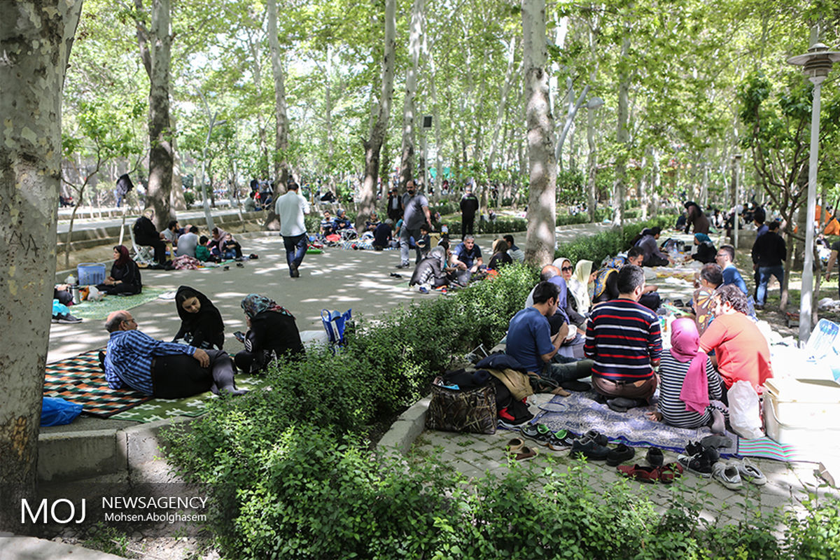  روز طبیعت در بوستان لاله