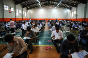 توزیع کارت آزمون دستیاری در هفته آینده