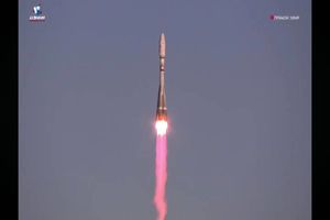 ماهواره‌های ایرانی هدهد و کوثر با موفقیت به فضا پرتاب شدند + فیلم