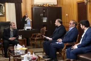 تداوم تردد زوار از مرز خسروی برای کرمانشاه حائز اهمیت است