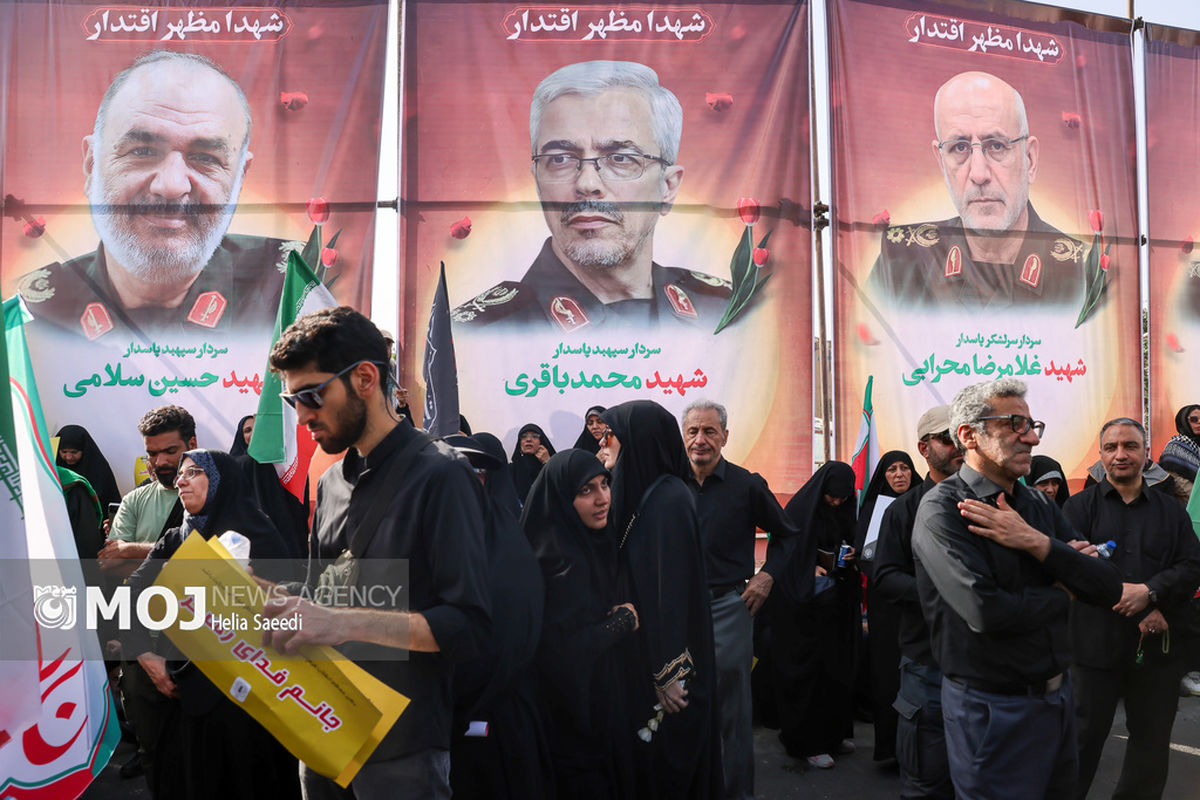 مراسم تشییع شهدای اقتدار - ۱