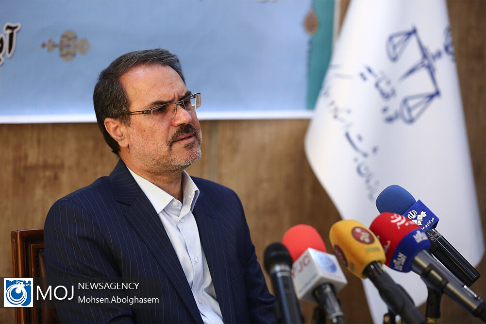 تعقیب قضایی کارکنان متخلف زندان اوین