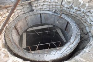 حفر چاه جدید برای تأمین آب پایدار قلعه‌قاضی آغاز شد