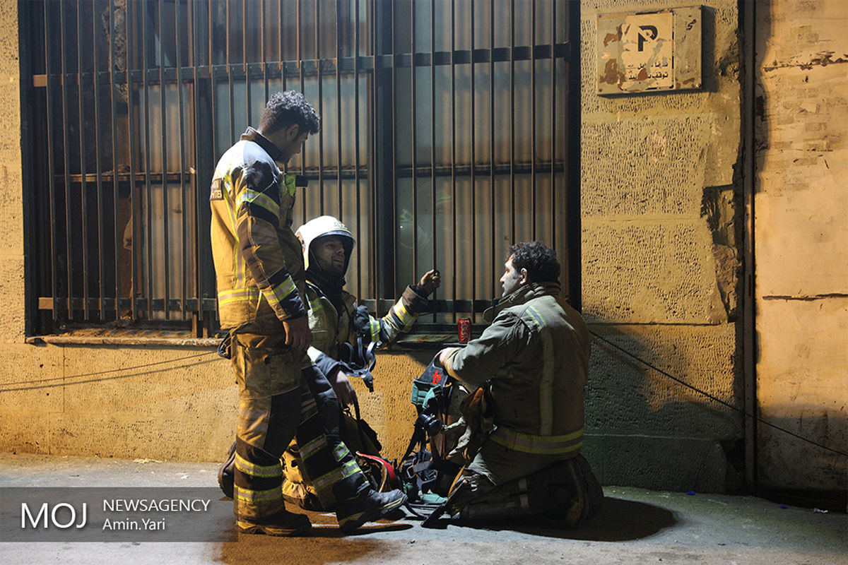 پایان مبارزه آتش نشانان با آتش حرارتی