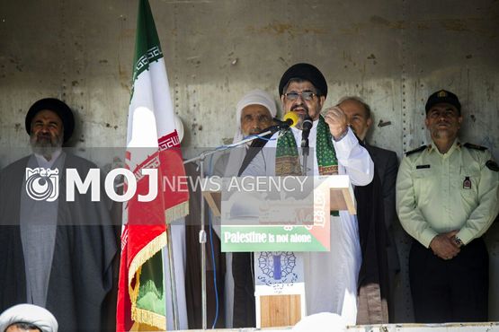 بنیانگذار انقلاب اسلامی ما به حمایت از مظلومین، روز قدس را نامگذاری کردند