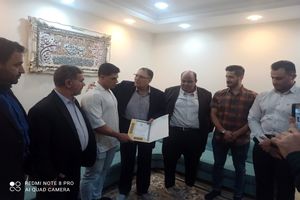 تجلیل نماینده دزفول از دارنده مدال طلای مسابقات جهانی پرورش اندام+عکس