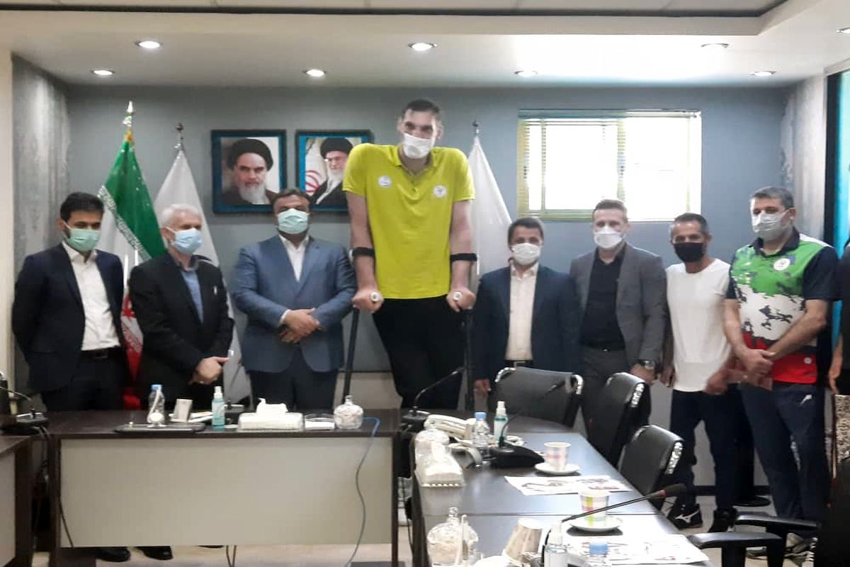 استاندار مازندران و پاراالمپیکی