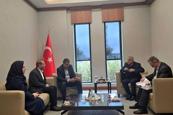 وزیر میراث‌فرهنگی، گردشگری و صنایع‌دستی وارد ترکیه شد