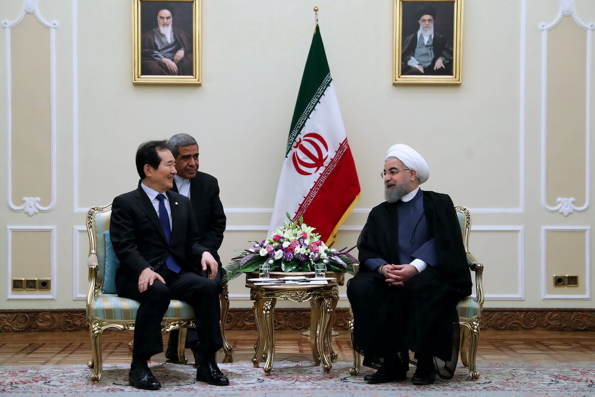 روحانی با کره جنوبی