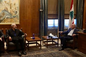 لاریجانی در بیروت با نبیه بری دیدار کرد