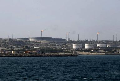 بلومبرگ از خشم و اختلاف متحدان آمریکا در خلیج فارس از تشدید جنگ با ایران گزارش داد