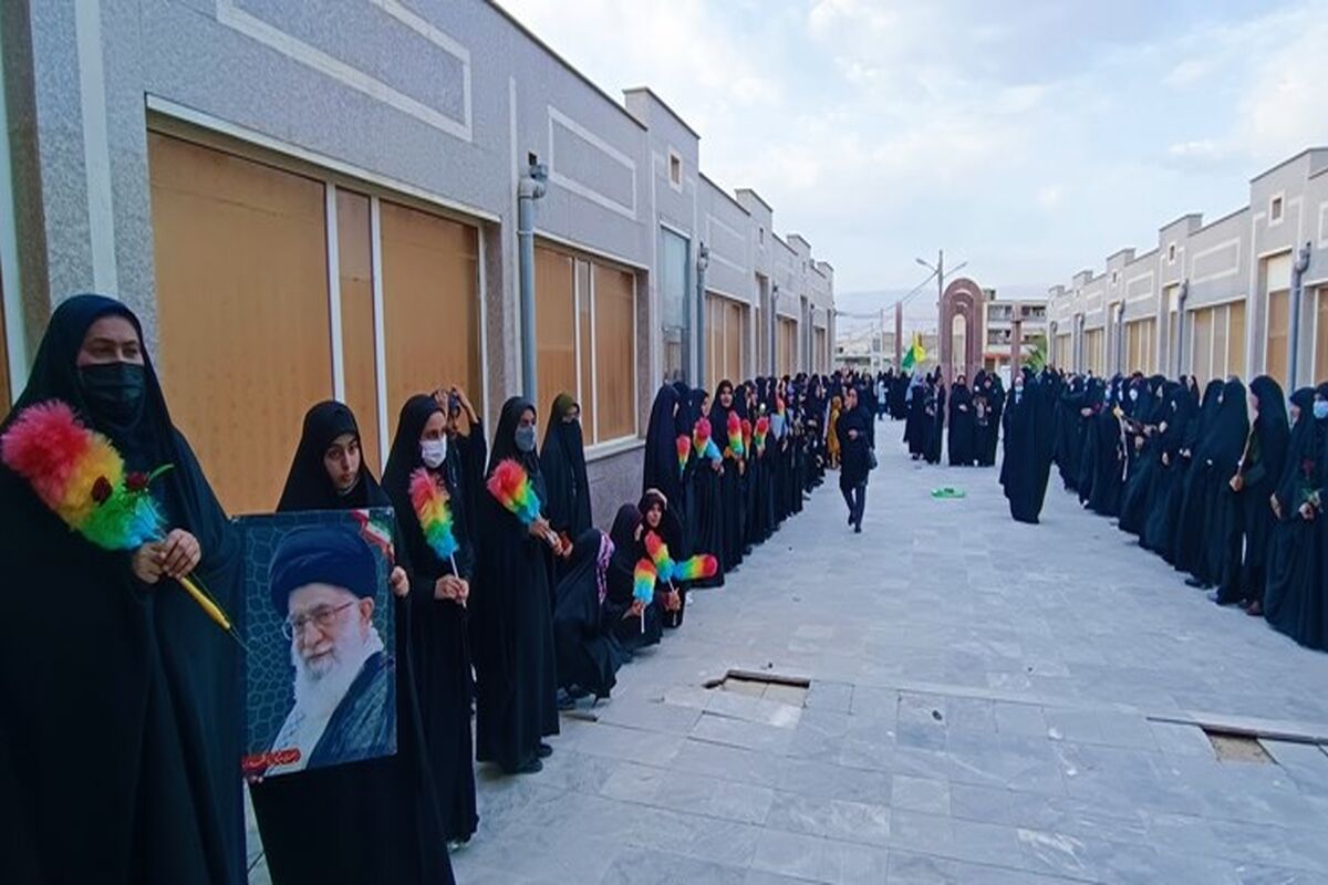  خادمان حرم حضرت معصومه(س)