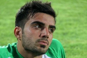 عشوری در تراکتورسازی ماند