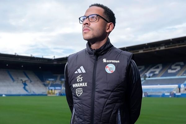 لیام روزنیور رسماً سرمربی چلسی شد