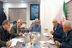 مدنی‌زاده با جمعی از وزرای پیشین اقتصاد نشست هم‌اندیشی برگزار کرد