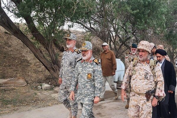 مرزبانان و مرزداران با تمام قوا از مرزهای میهن پاسداری می‌کنند