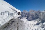 بهمن، گردنه‌ چری در شهرستان کوهرنگ را مسدود کرد
