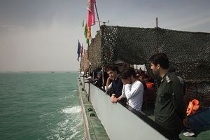 راهیان نور دریایی یادآور رشادت های های شهدای دانش آموز