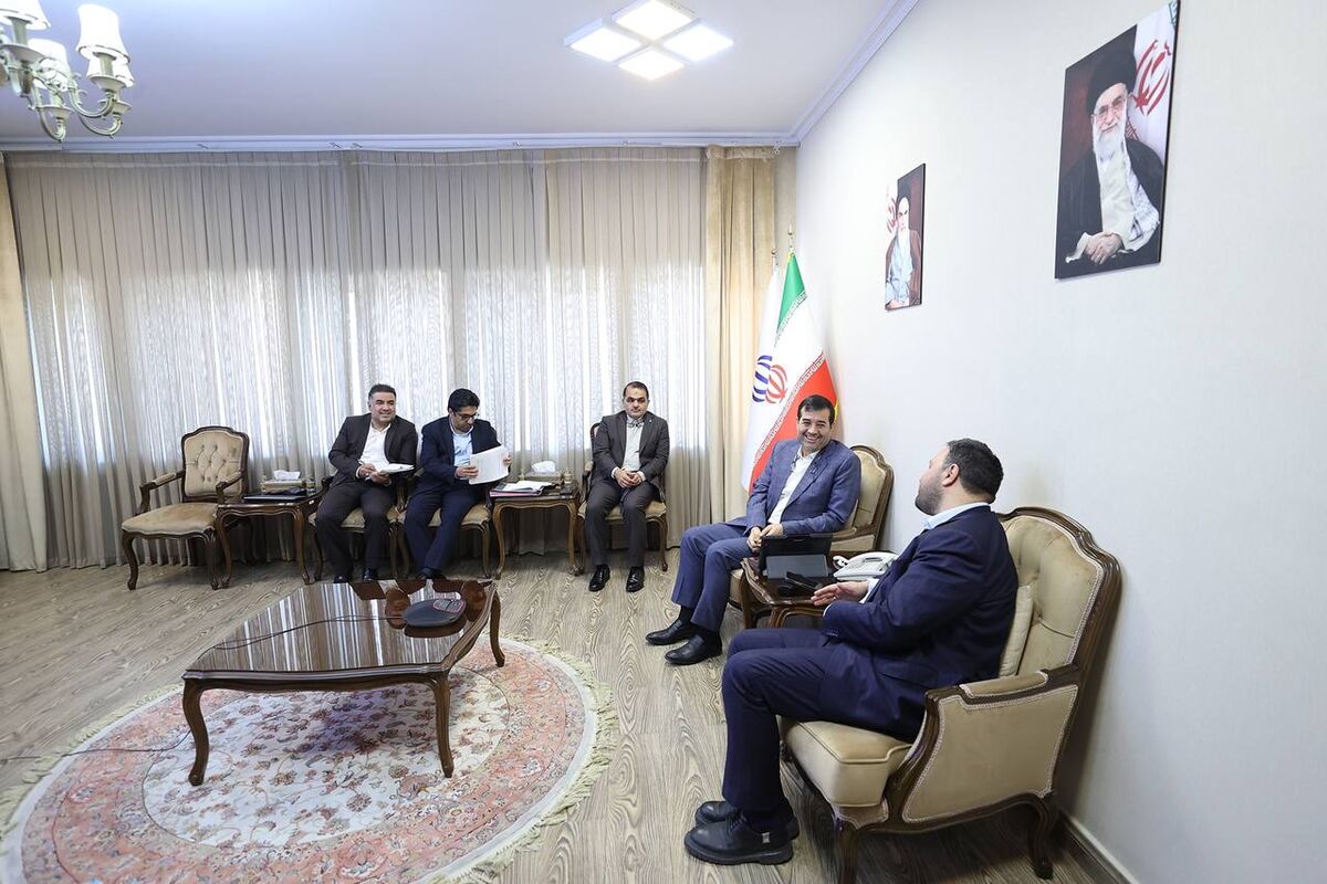 دنیال مالی