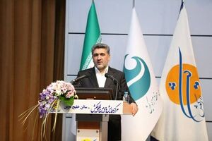 افزایش سالانه ۵ میلیون تن محصولات پتروشیمی با طرح «طراوت» بانک صادرات ایران