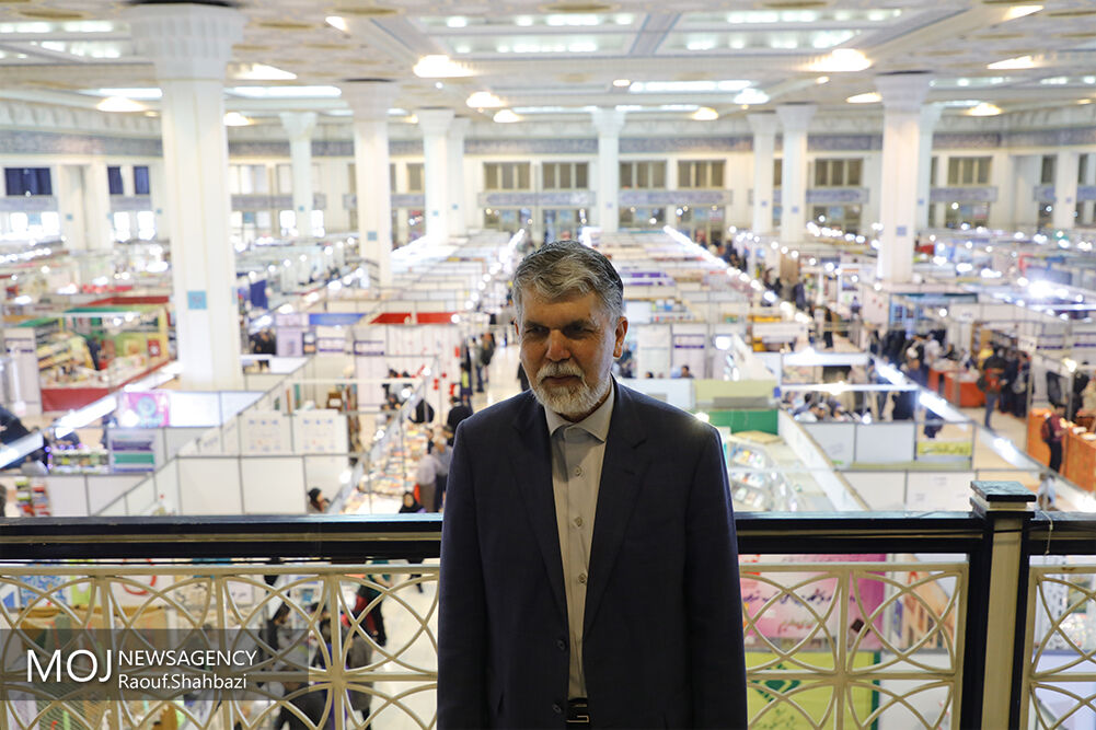 ارز دولتی تنها برای کاغذ کتاب و مطبوعات اختصاص می یابد