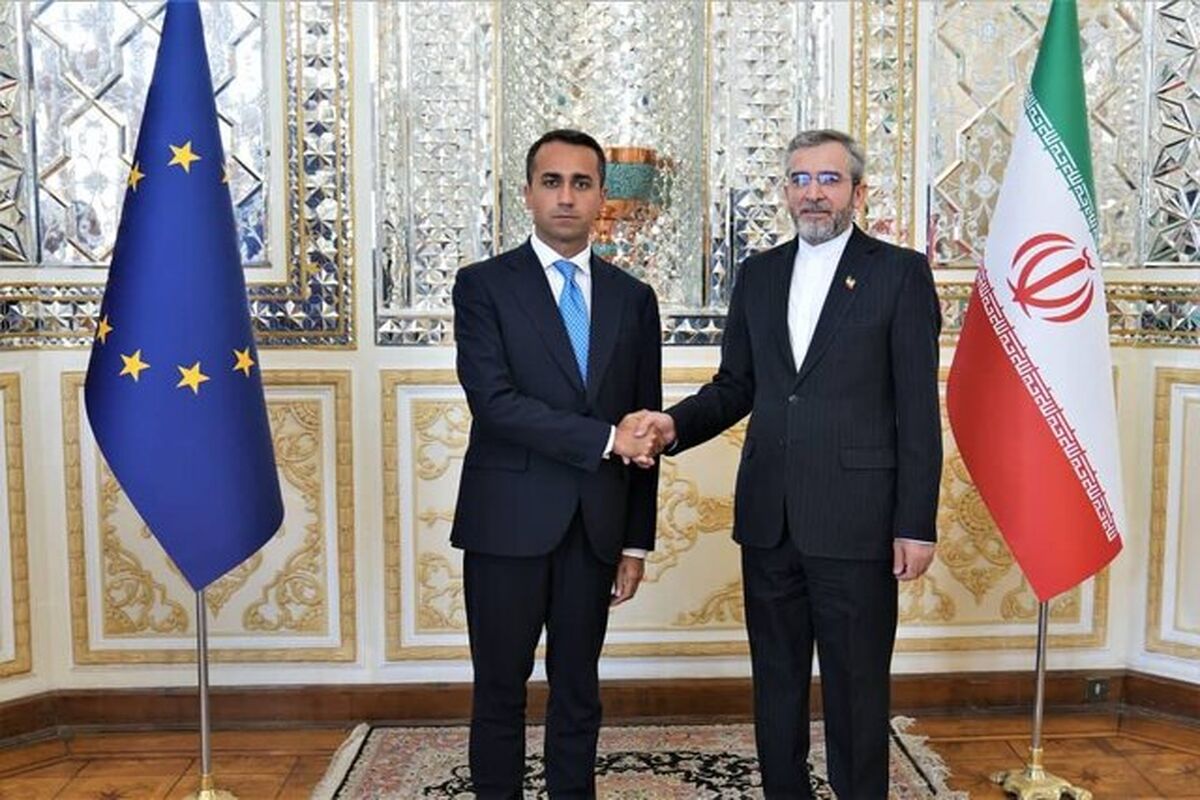 معاون سیاسی وزارت امور خارجه ایران