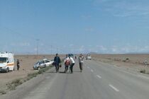 واژگونی پژو در محور طبس-بردسکن سه مجروح برجای گذاشت