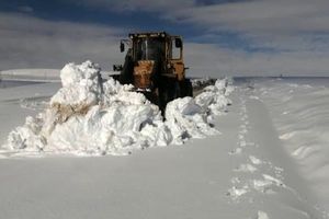 ‍ بیش از ۳۰۰۰ کیلومتر از محورهای مواصلاتی اصلی و روستایی آذربایجان غربی برف روبی شد