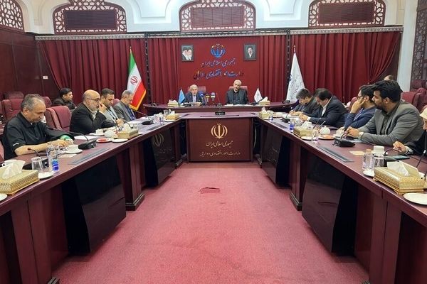 اجرای بسته حمایتی دولت برای احیای صنعت گردشگری و صنایع‌دستی پس از جنگ
